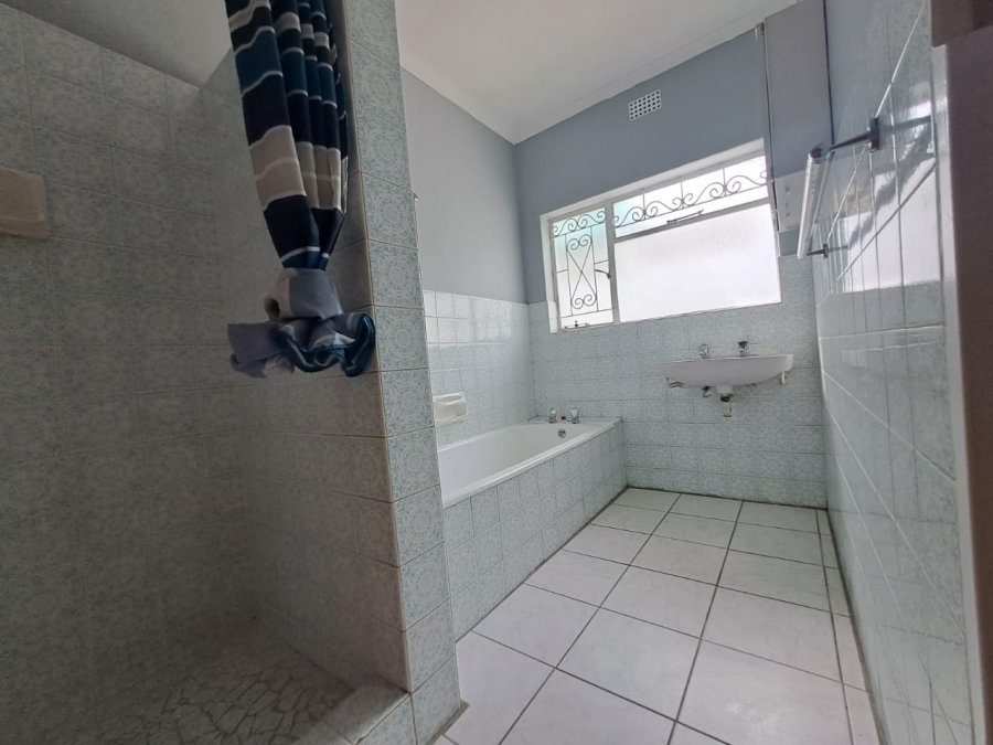 To Let 3 Bedroom Property for Rent in Panorama Western Cape